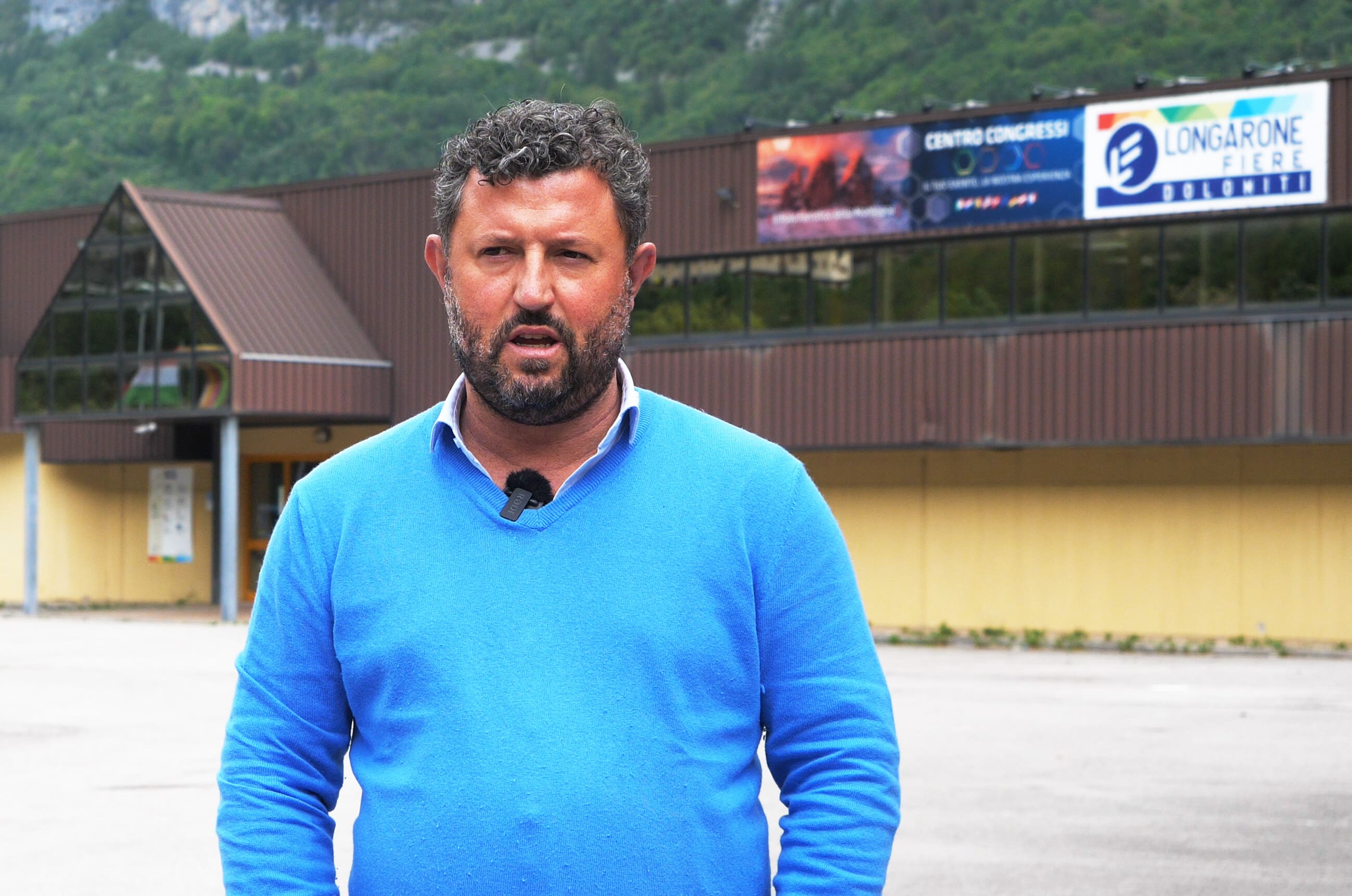 Enrico De Bona coordinatore comitato tappa giro d'italia presenta il villaggio in rosa